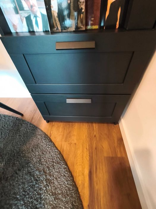 Estante BRIMNES IKEA, cor preto.
