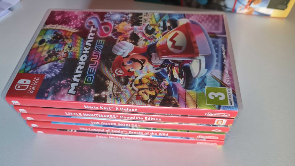 Nintendo Switch V2 com jogos e extras