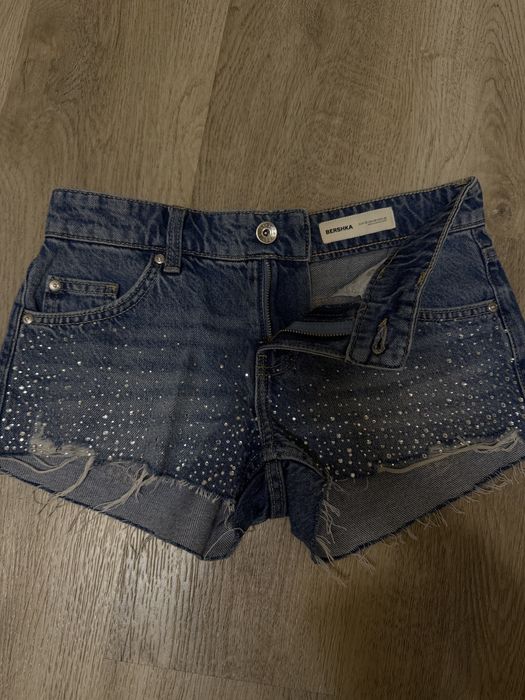 Джинсові шорти Bershka