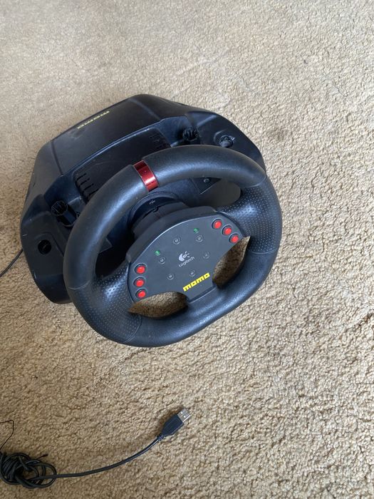 logitech momo racing 900