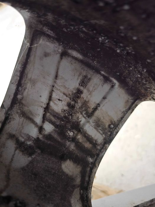 Felgi BMW 17 styling 327 f10 f11 e60 e90 5x120