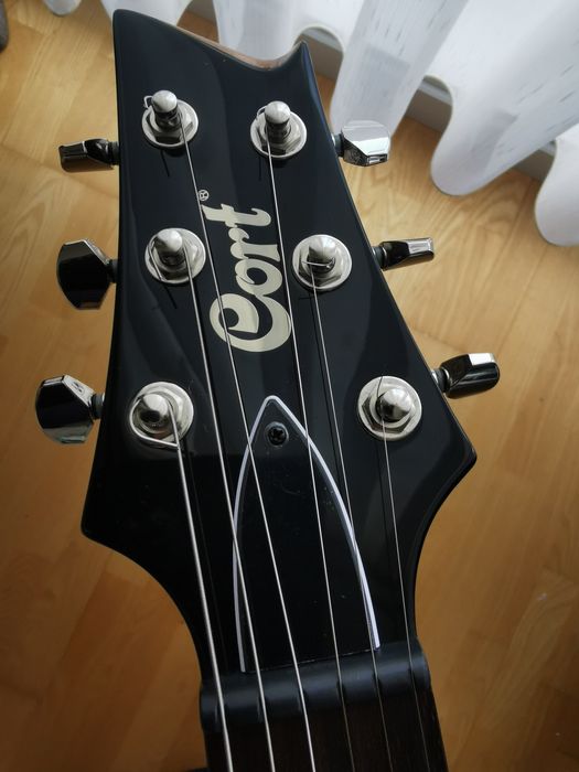 Gitara Cort m600 , sprzedam