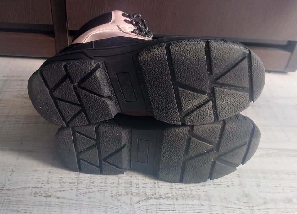 Buty trekkingowe z ociepleniem Rederved rozm. 36