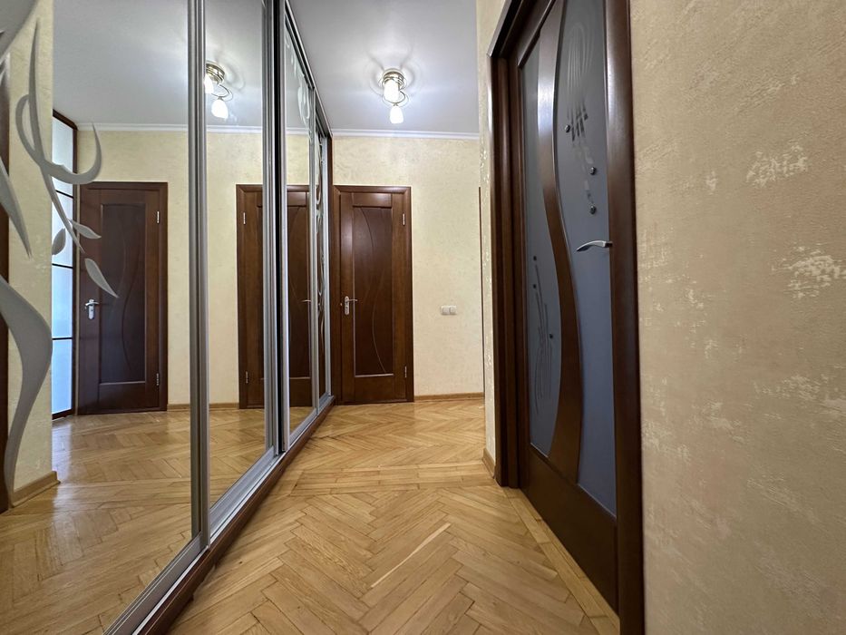 Теремки 2к квартира з якісним ремонтом, без комісії!