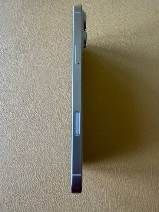 iPhone 16 Pro Max 256GB eSIM White Titanium