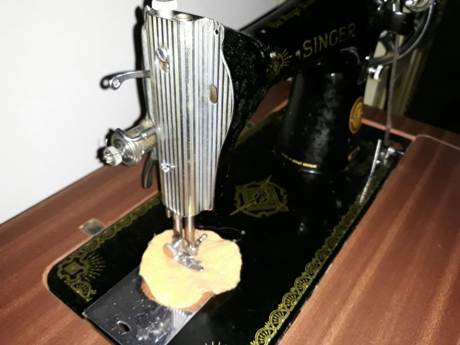 Máquina de  custura singer