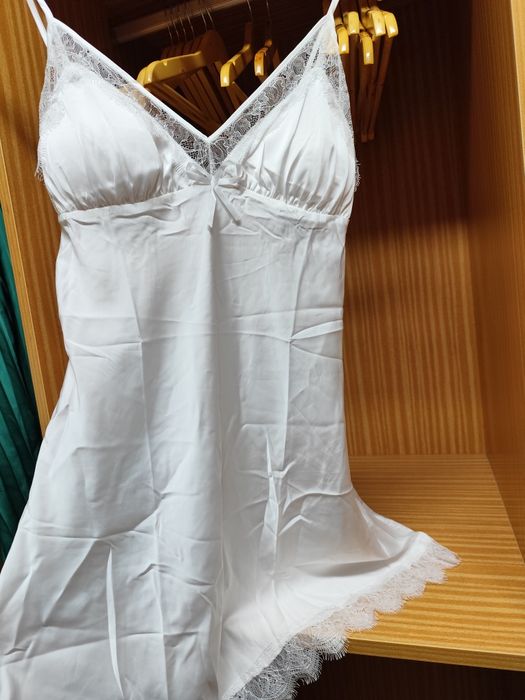 Robe + camisa de noite branca
