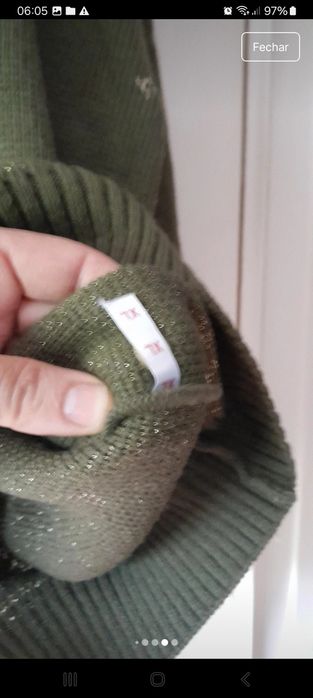 Camisola decote redondo motivos em dourado