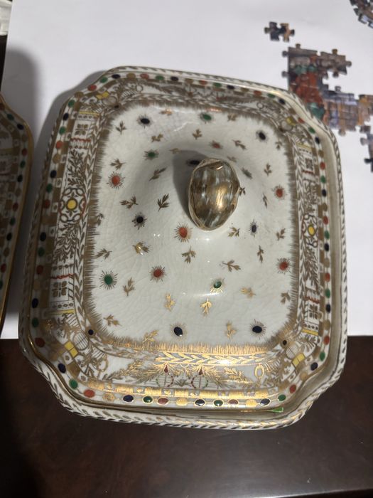 Peça decorativa de taça e base em cantão
