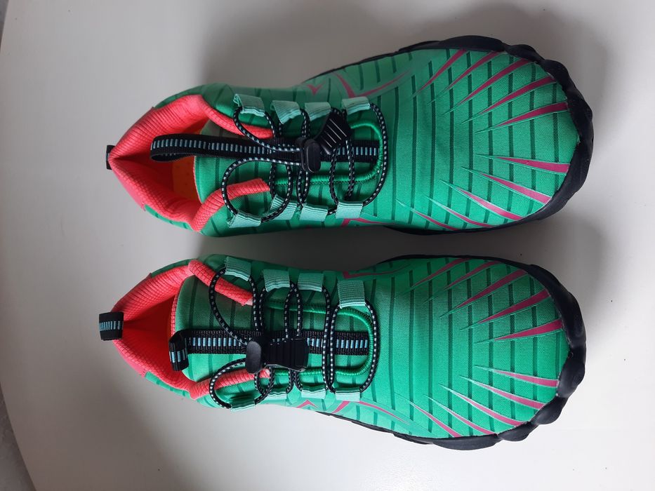 Босоногие кросовки