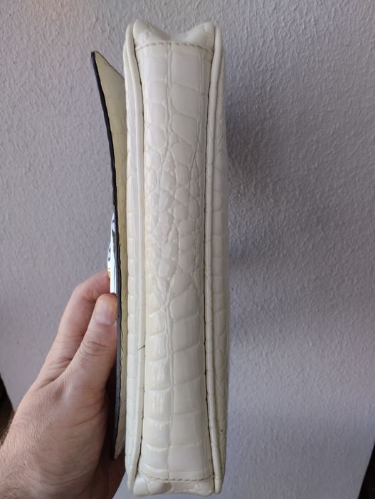 Сумочка женская Guess