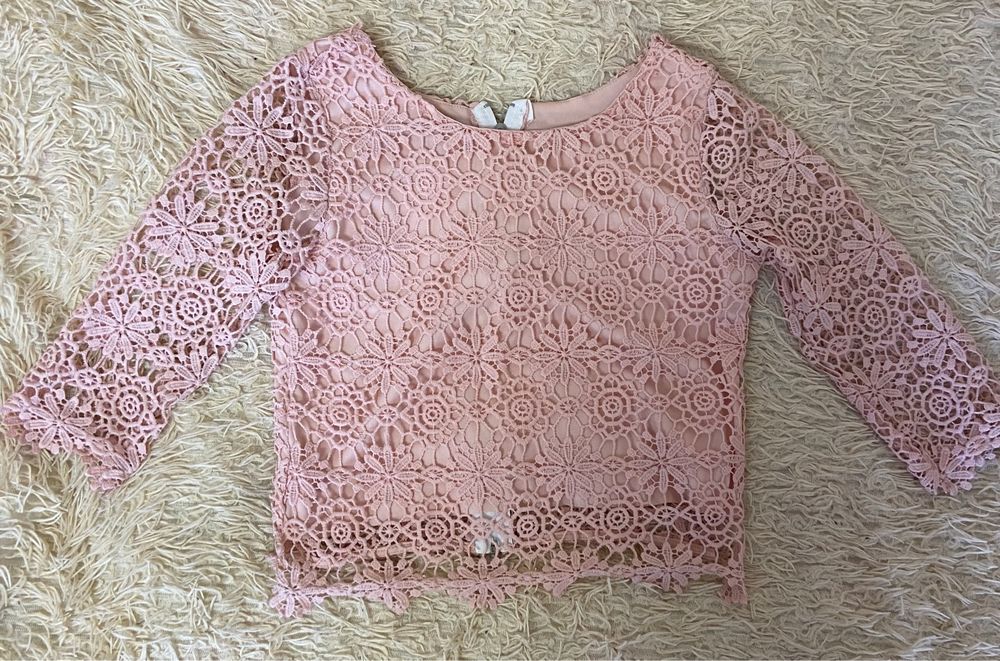 Мереживна блузка