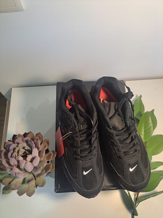 nike shox ride 2 supreme