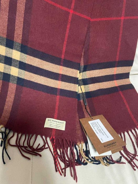 Шарф Burberry червоний