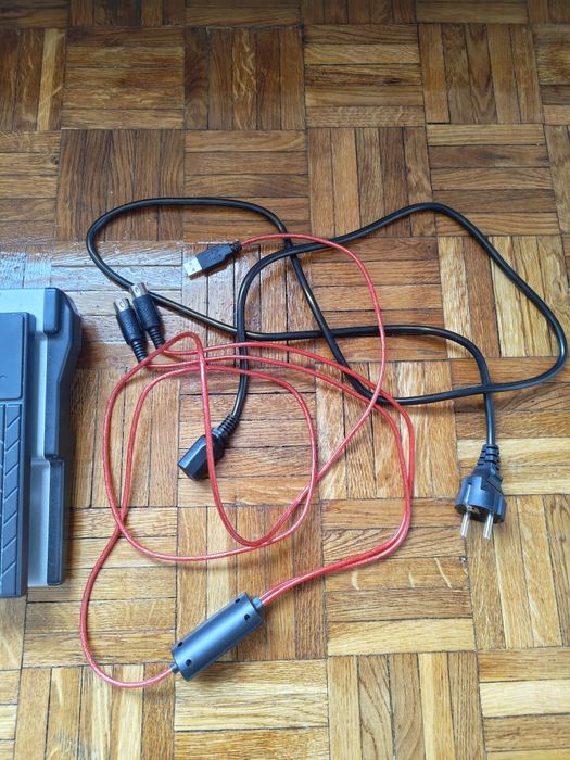 Behringer FCB1010