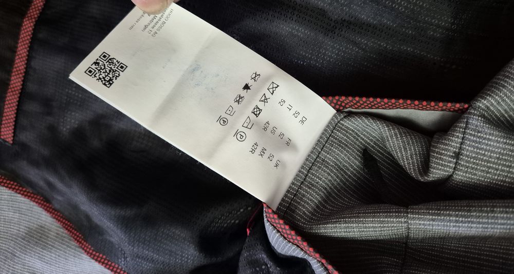HUGO BOSS roz. 52 wełniany garnitur premium 100 'S naturalstretch