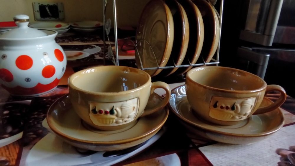 Продам Чайно-кофейный набор чашек и блюдец