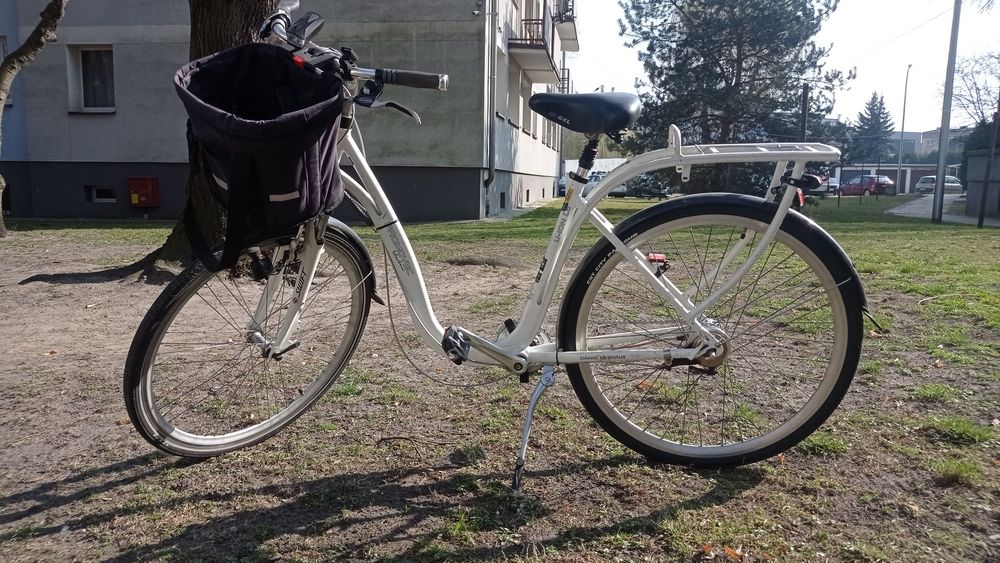 Rower miejski w kolorze białym