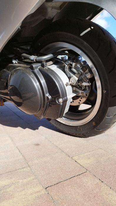 Suzuki Burgman 250 AN