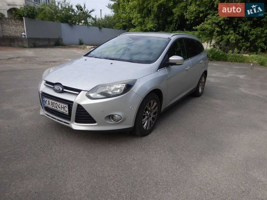 Ford Focus 2011 Автопаркування
