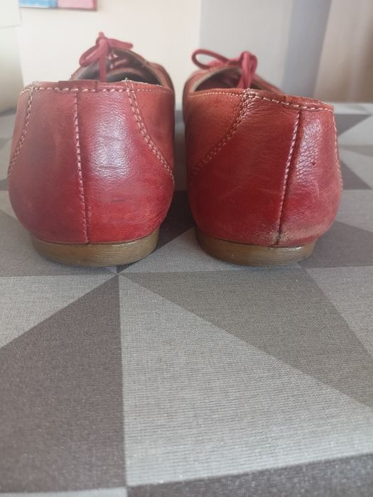 Buty półbuty skórzane Lasocki czerwone