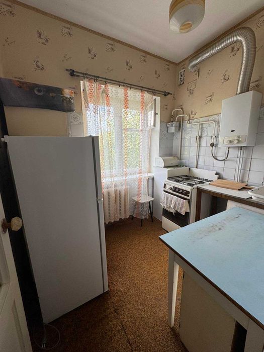 2 кімн., квартира в цегляному будинку, пр. Левка Лук'яненка