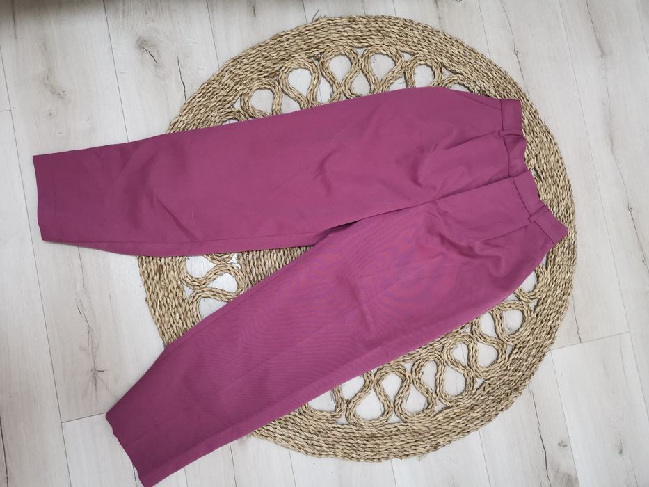 Różowe spodnie eleganckie wears inc 38 m garniturowe