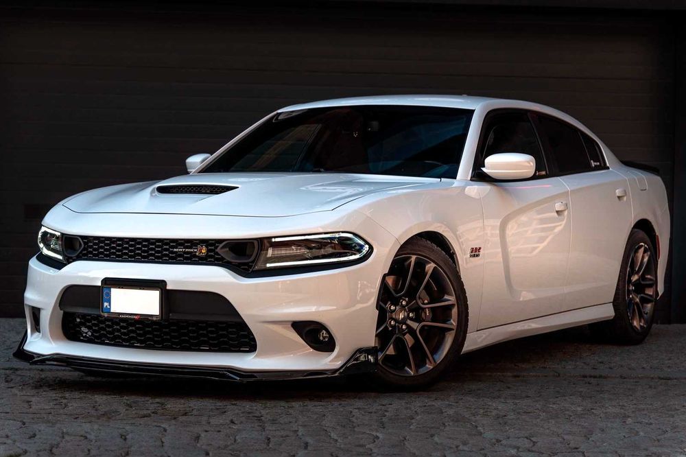 Wynajem Dodge Challenger V6 / V8 | Wrocław