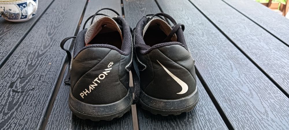 Buty piłkarskie turfy korki Nike Phantom 35,5