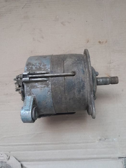 Генератор юмз без шківа