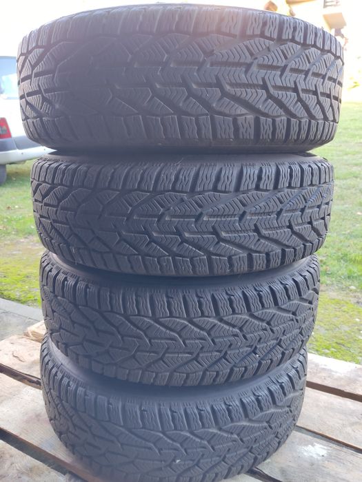 Koła zimowe 195/65 r15 honda plus kołpaki