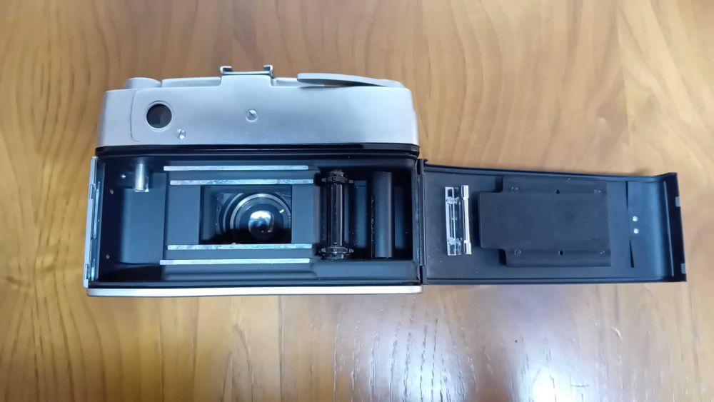 Vendo máquina fotográfica antiga "TARON"