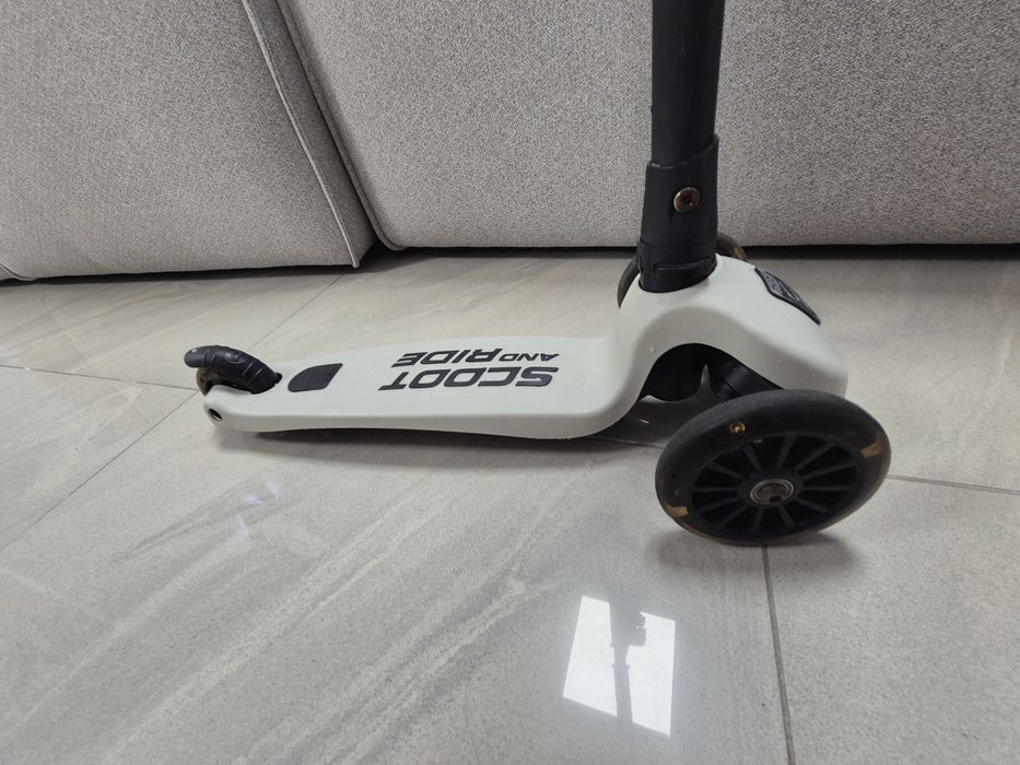 hulajnoga scoot & ride led używana