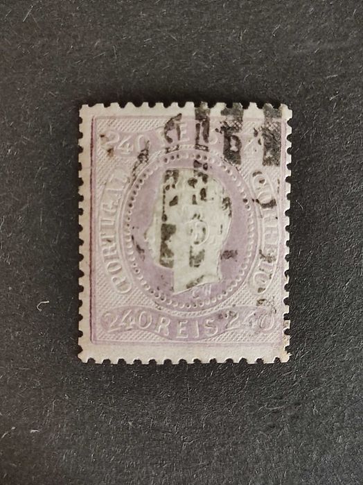 Selo D. Luís I - 240 Réis Scott#33/Afinsa#35 - Perfurado - Fita curva