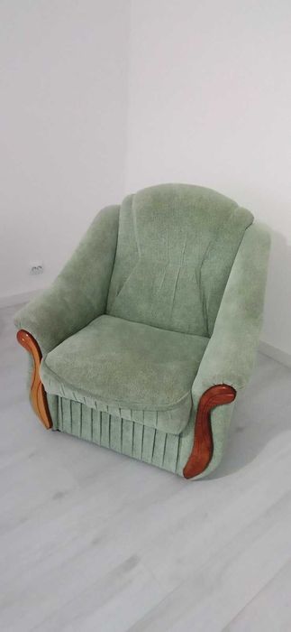 Диван з кріслами