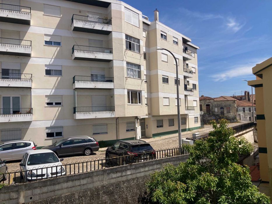 Quarto partilhado em Leiria — Despesas Incluídas