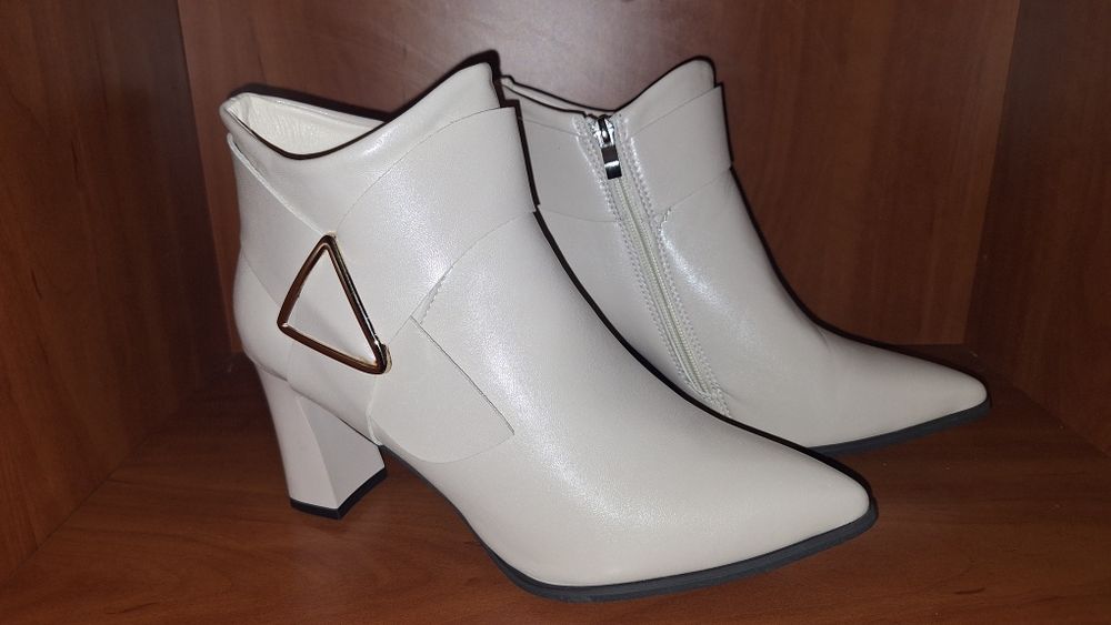 Eleganckie botki kolor kaszmir beż 40
