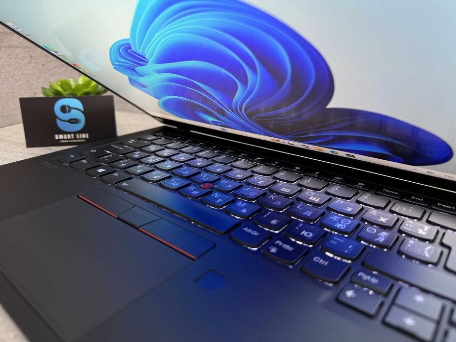 Стильний ноутбук Lenovo X1 Carbon 7th/i5-8265u/8gb ddr3/256gb ssd/14"