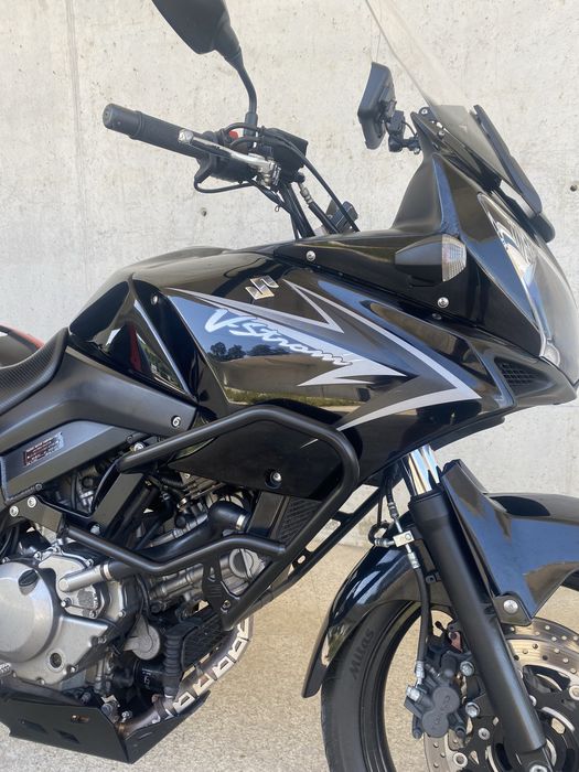 Suzuki  DL650 V-Strom  (27000km)