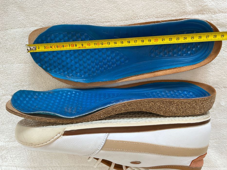 skórzane buty  szersza stopa haluksy  Footprints