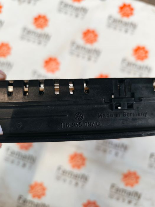 Luz Stop Adicional / 3º Stop VW GOLF IV