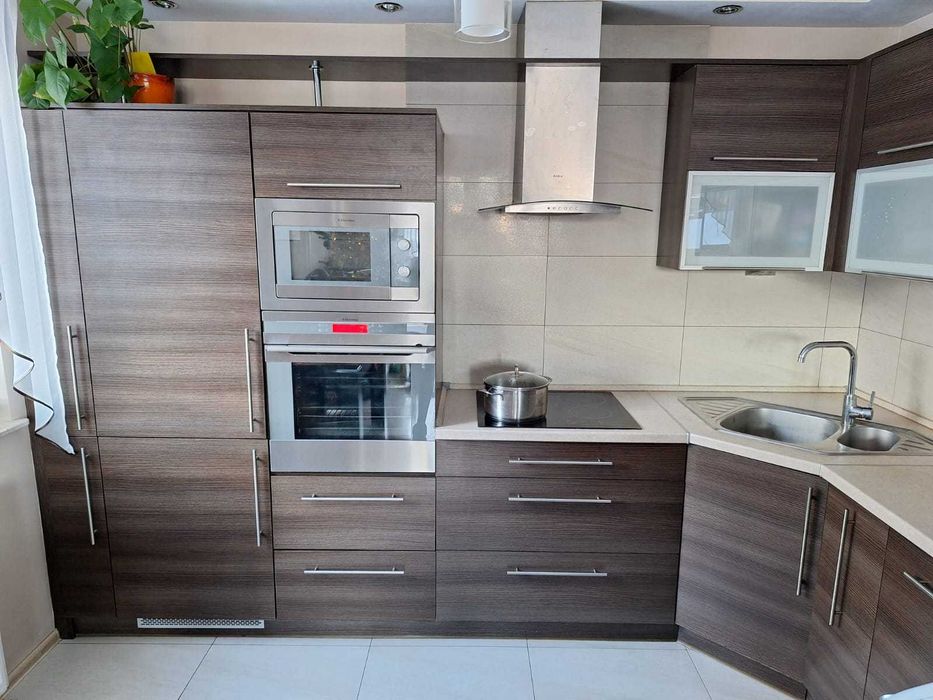 Kuchnia pod zabudowę duża używana + sprzęt; Meble kuchenne
