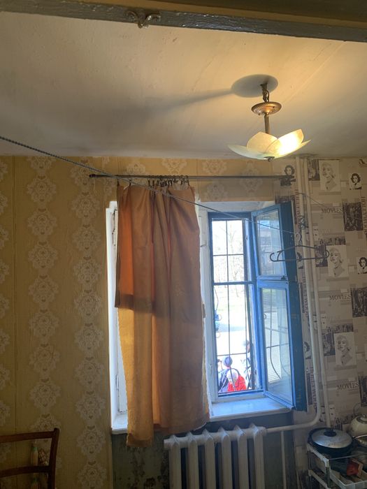 Продаем 1 комнатную квартиру Терновской район, ул. С Колачевского