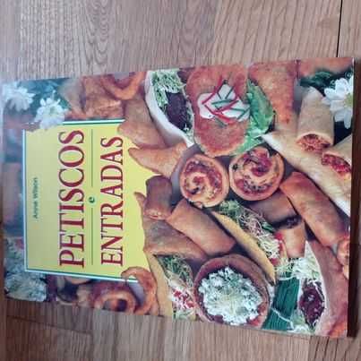 vendo 5 livro de cozinha de Anne wilson