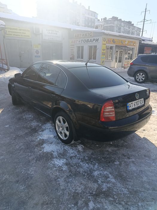 Шкода супер б  в гарному стані