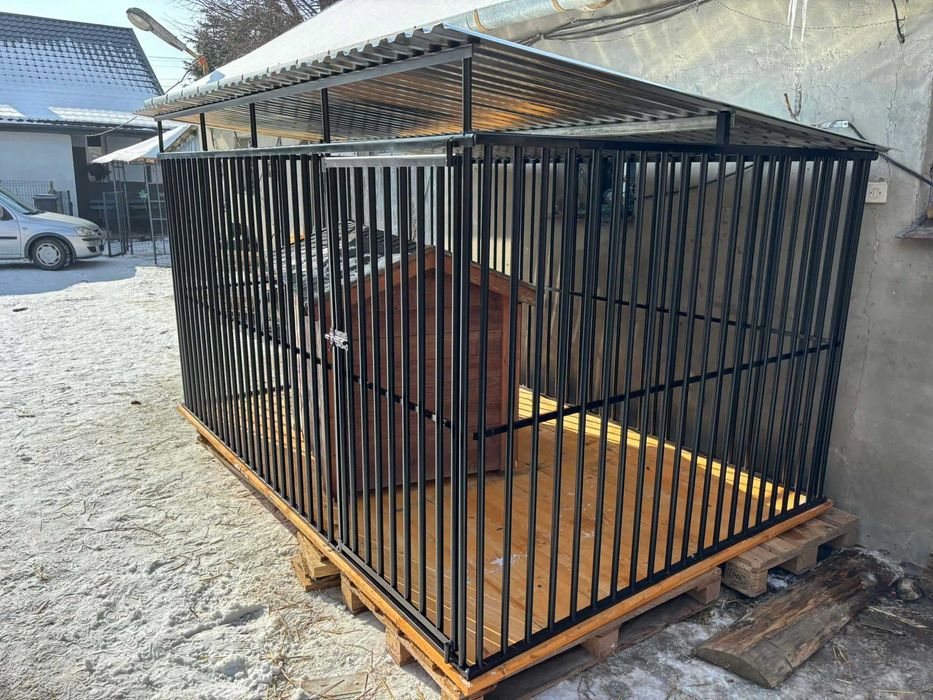 Kojec dla psa * solidna , mocna konstrukcja.