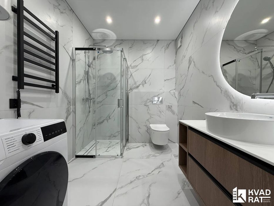 Квартира першої здачі в самрму центрі  1.5 кім