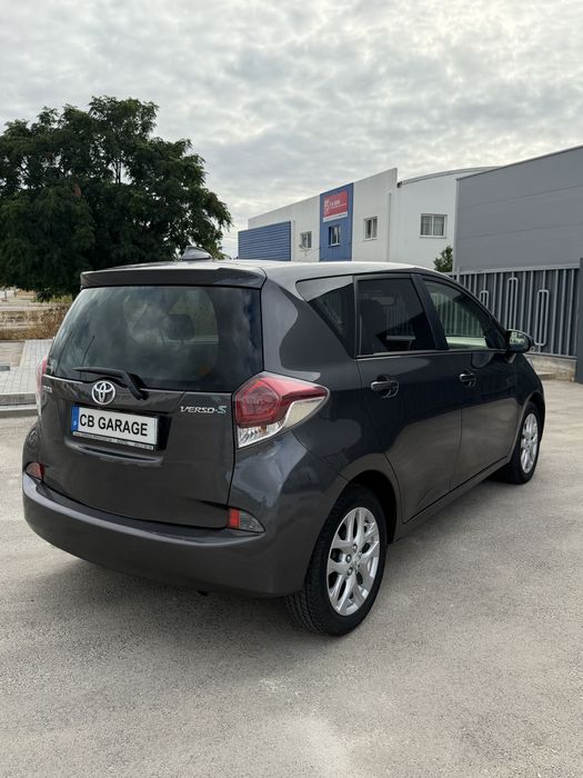 Toyota Verso-S — fotografia 4