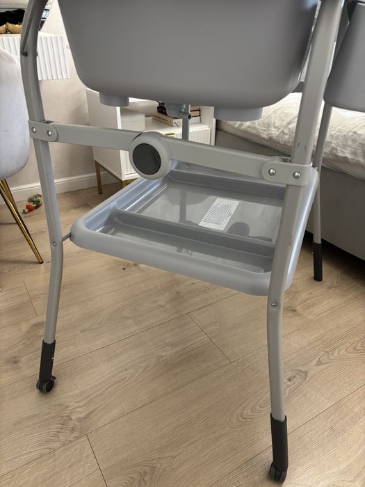 Przewijak z wanienką Chicco