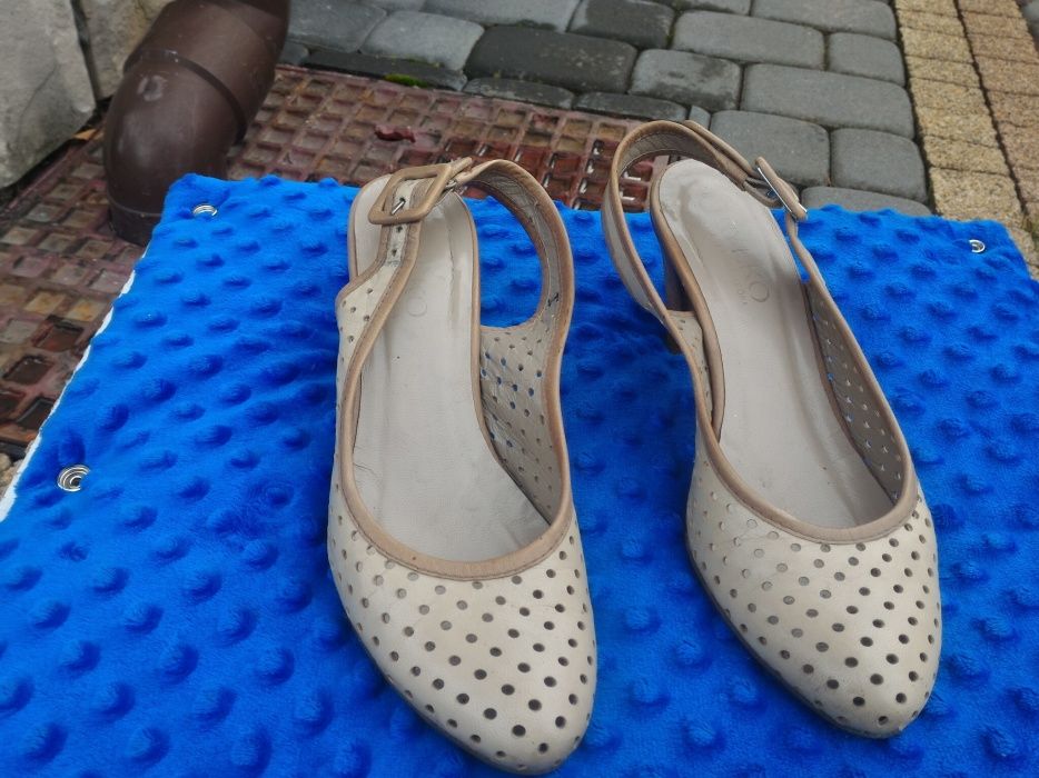 Skórzane czółenka buty bez pięt brąz ecru Ryłko 37